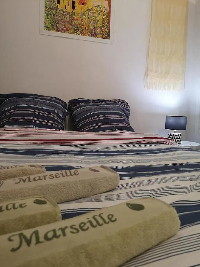 Apartment Catalans Beach Vieux Port Appart Massilia Marseille France